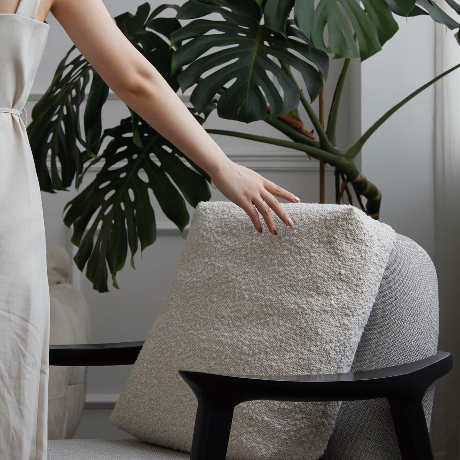 Fish Cake Cushion - grado