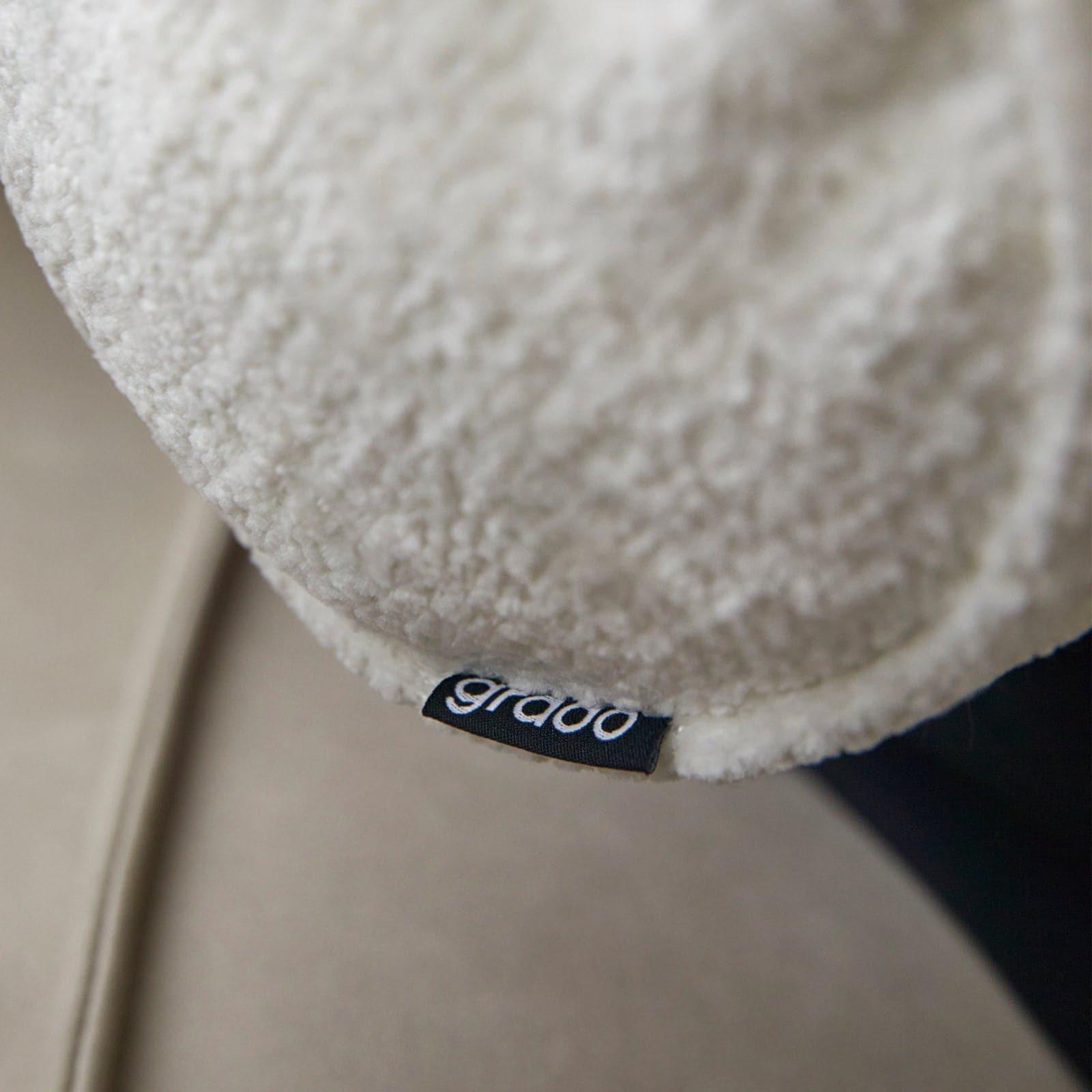 Crab Stick Cushion / L - grado