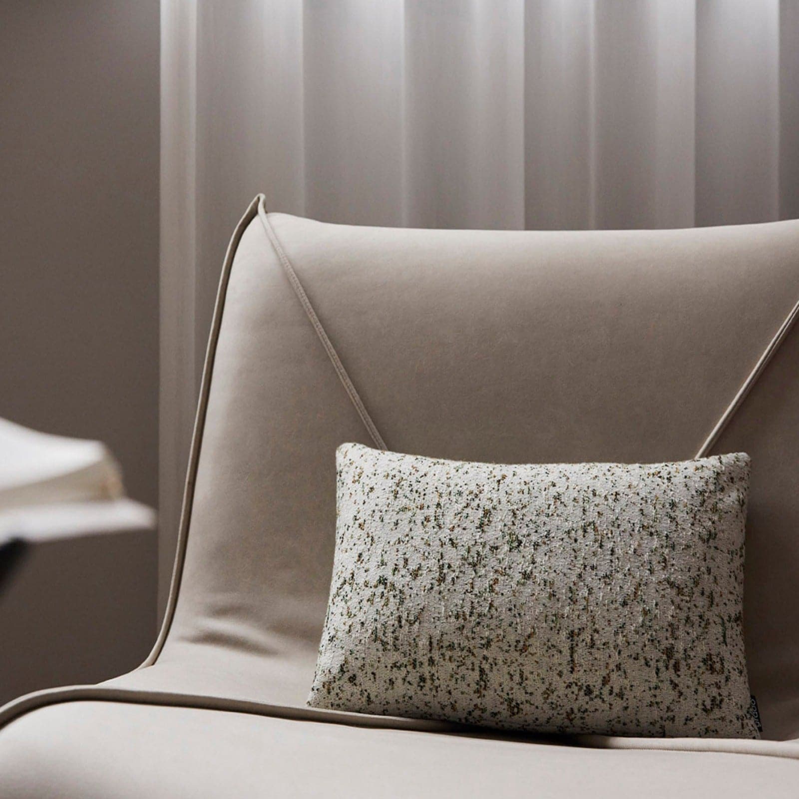 Spring Field Cushion - grado